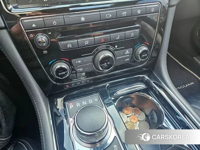 Jaguar All New XJ id 3514913 из Кореи 19