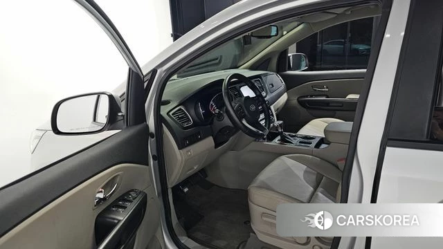 Kia The New Carnival id 4727675 из Кореи 30