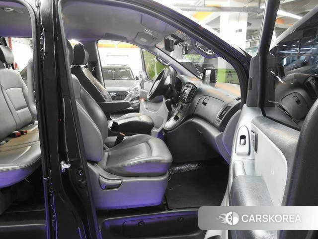 Hyundai The New Grand Starex id 4496483 из Кореи 20