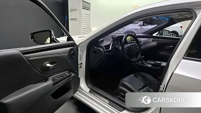 Lexus ES300h 7th generation id 3509931 из Кореи 20