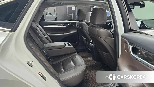 Hyundai Grandeur IG id 4638173 из Кореи 32