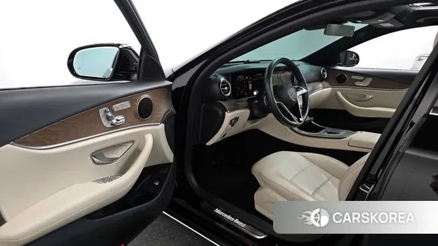 Mercedes-Benz E-Class W213 id 3649970 из Кореи 20