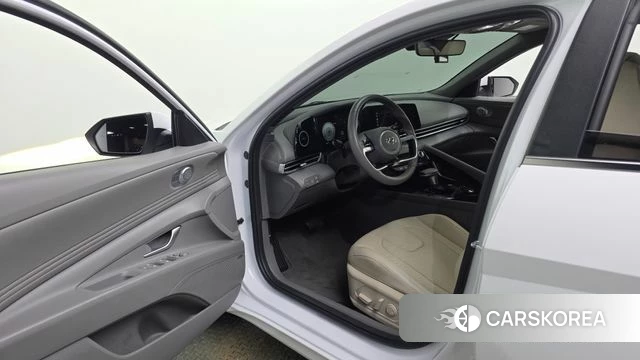Hyundai Avante Hybrid (CN7) id 4935536 из Кореи 20
