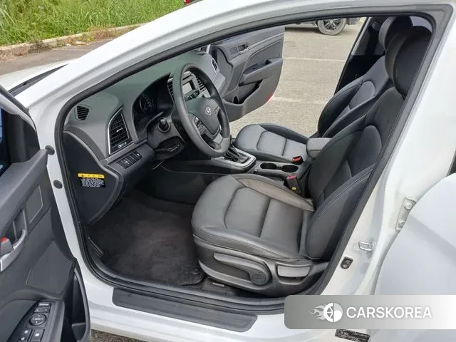 Hyundai Avante AD id 3009497 из Кореи 15