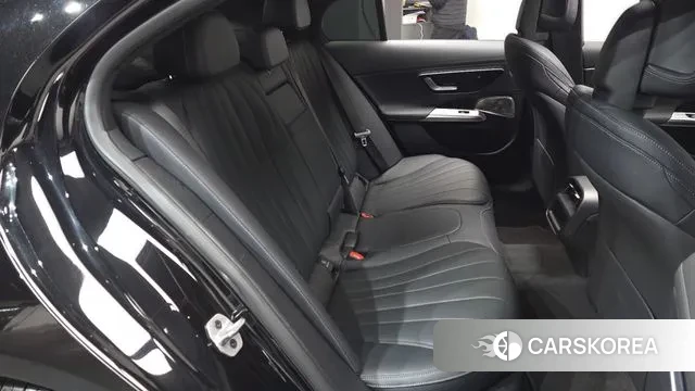 Mercedes-Benz E-Class W214 id 3644316 из Кореи 20