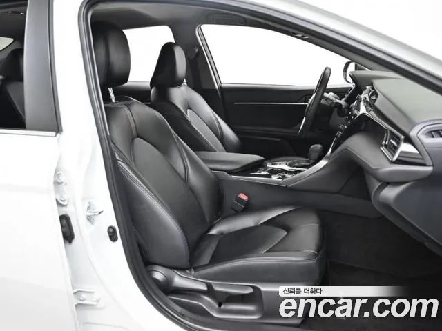 Toyota Camry (XV70) id 2656613 из Кореи 20