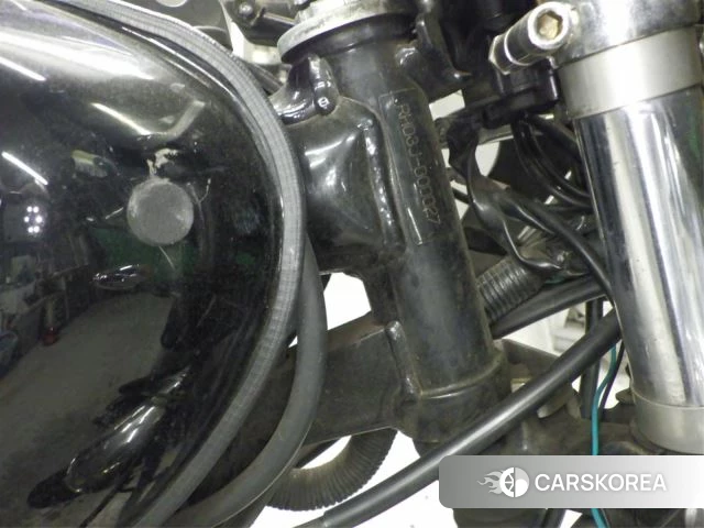 Yamaha SR 400 id 3945234 из Японии 32