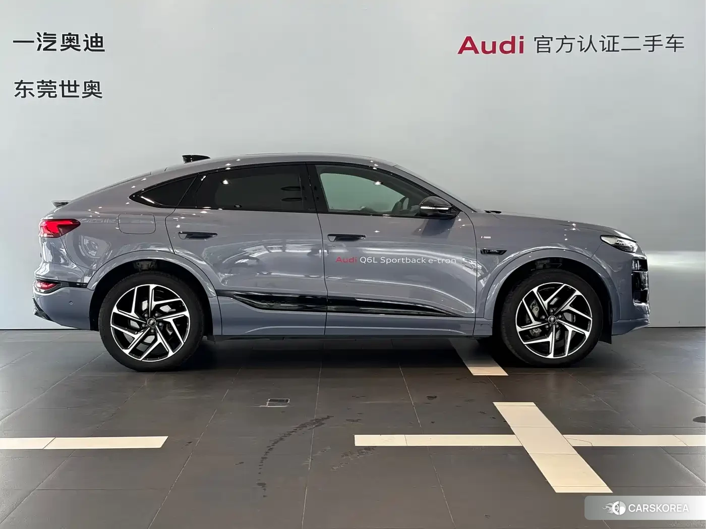 Audi Q6L Sportback e-tron id 4546111 из Китая 13