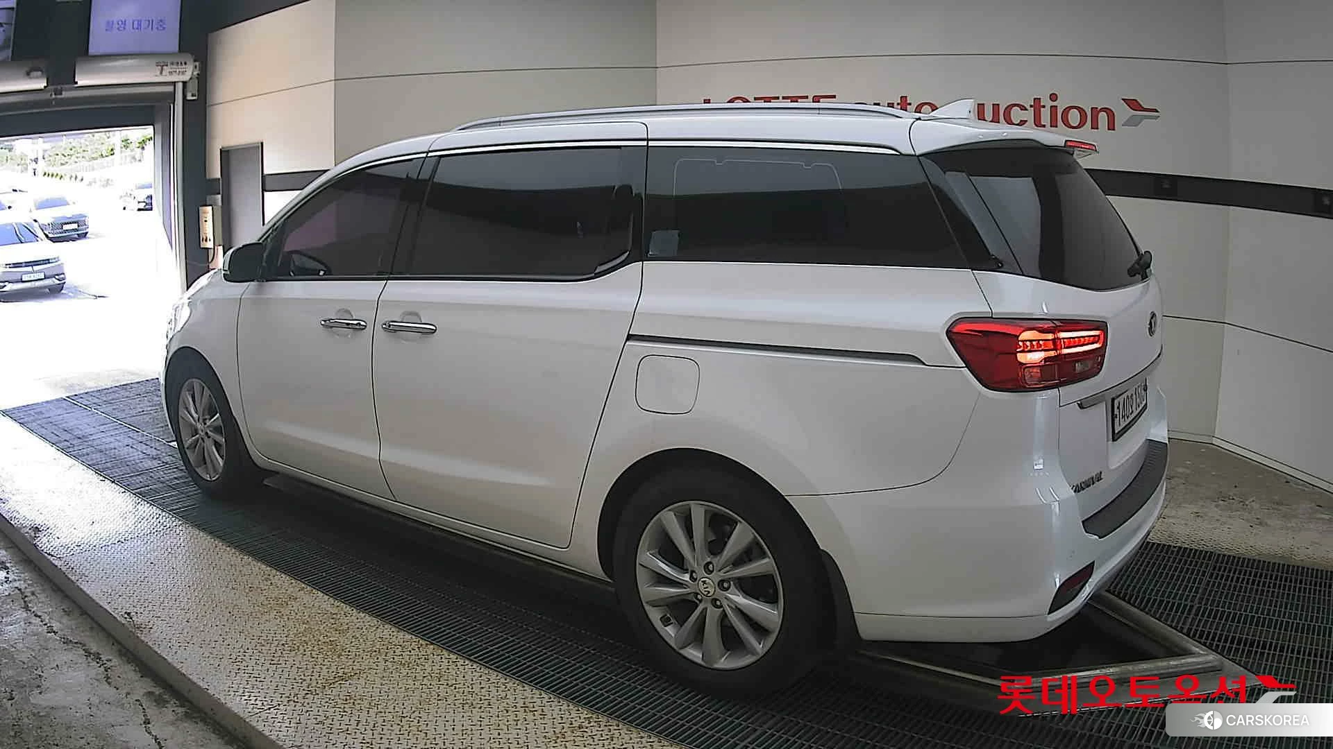 Kia Carnival id 4664349 из Кореи 37
