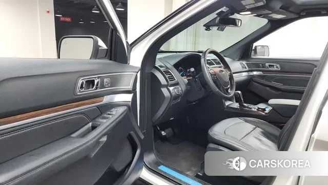 Ford Explorer id 2981571 из Кореи 20