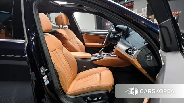 BMW 5 Series (G30) id 3360274 из Кореи 20