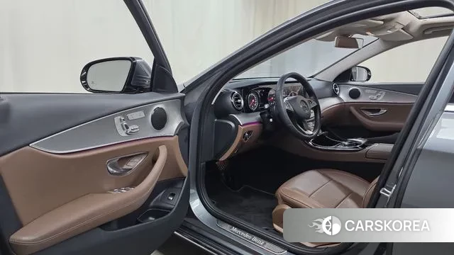 Mercedes-Benz E-Class W213 id 3617295 из Кореи 20