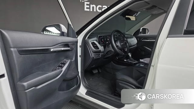 Kia The New Seltos id 4201027 из Кореи 32