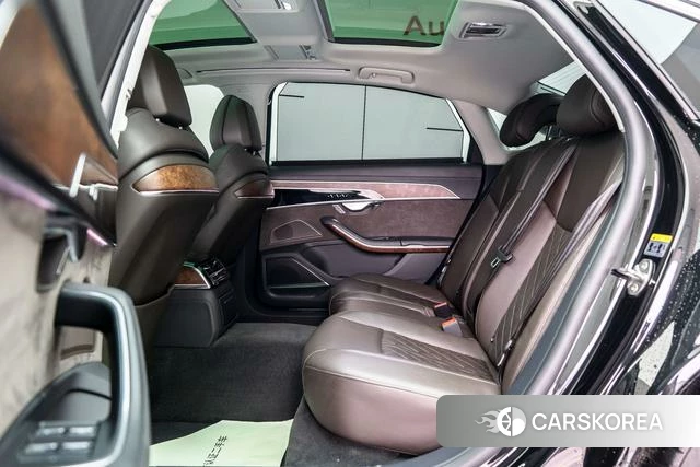 Audi A8 id 4254264 из Китая 26