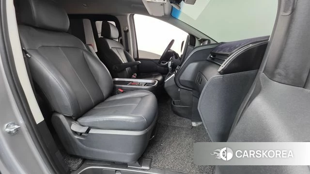 Hyundai Staria id 4266602 из Кореи 20