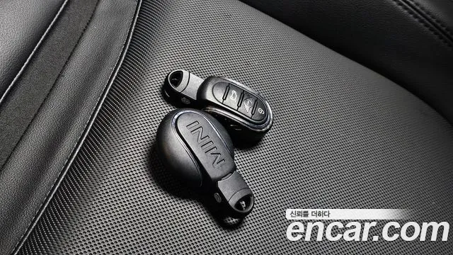 Mini Cooper Electric id 2743489 из Кореи 20