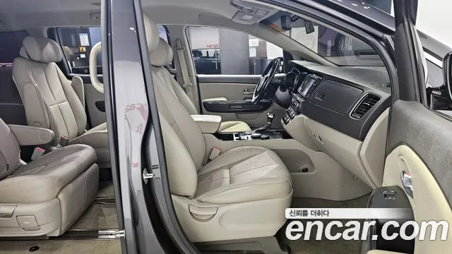 Kia All New Carnival id 2808612 из Кореи 20