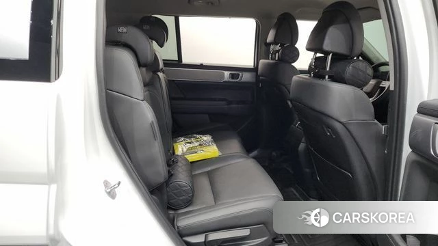Hyundai Santa Fe (MX5) id 4488277 из Кореи 33