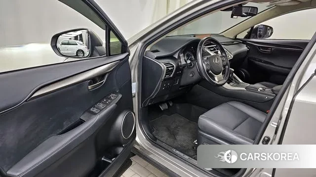 Lexus NX300h id 3417665 из Кореи 20