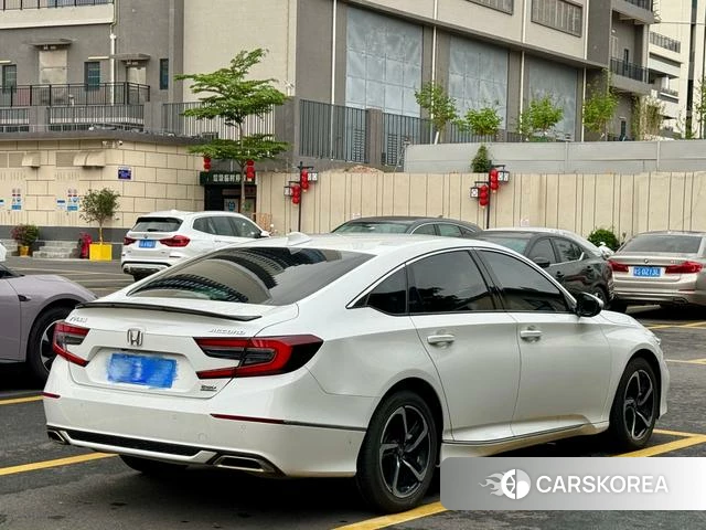 Honda Accord id 4365780 из Китая 14