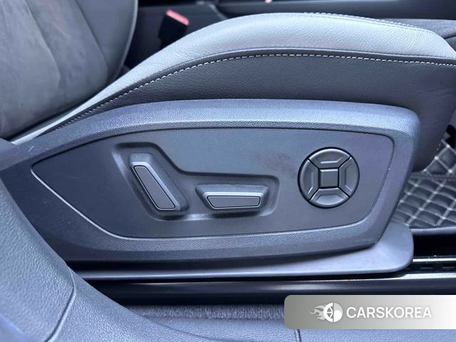 Audi Q3 id 4259472 из Китая 24