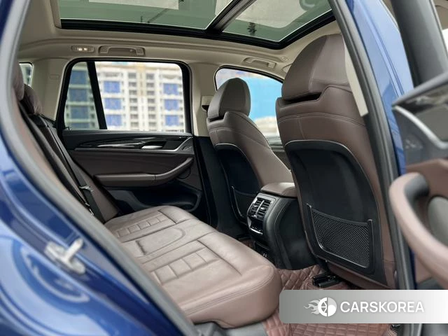 BMW X3 id 4272345 из Китая 34