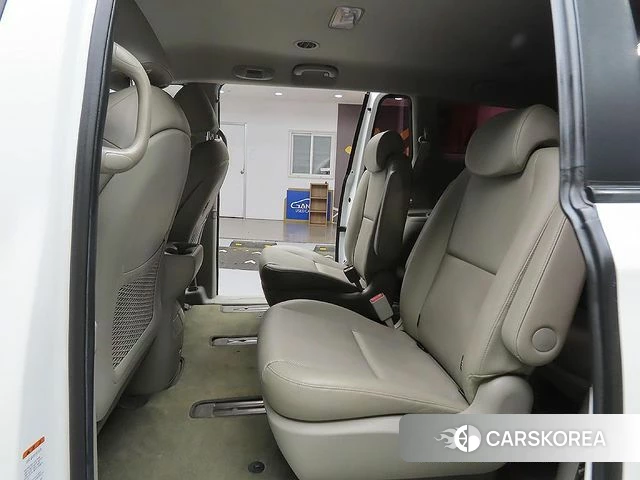 Kia All New Carnival id 4596498 из Кореи 20