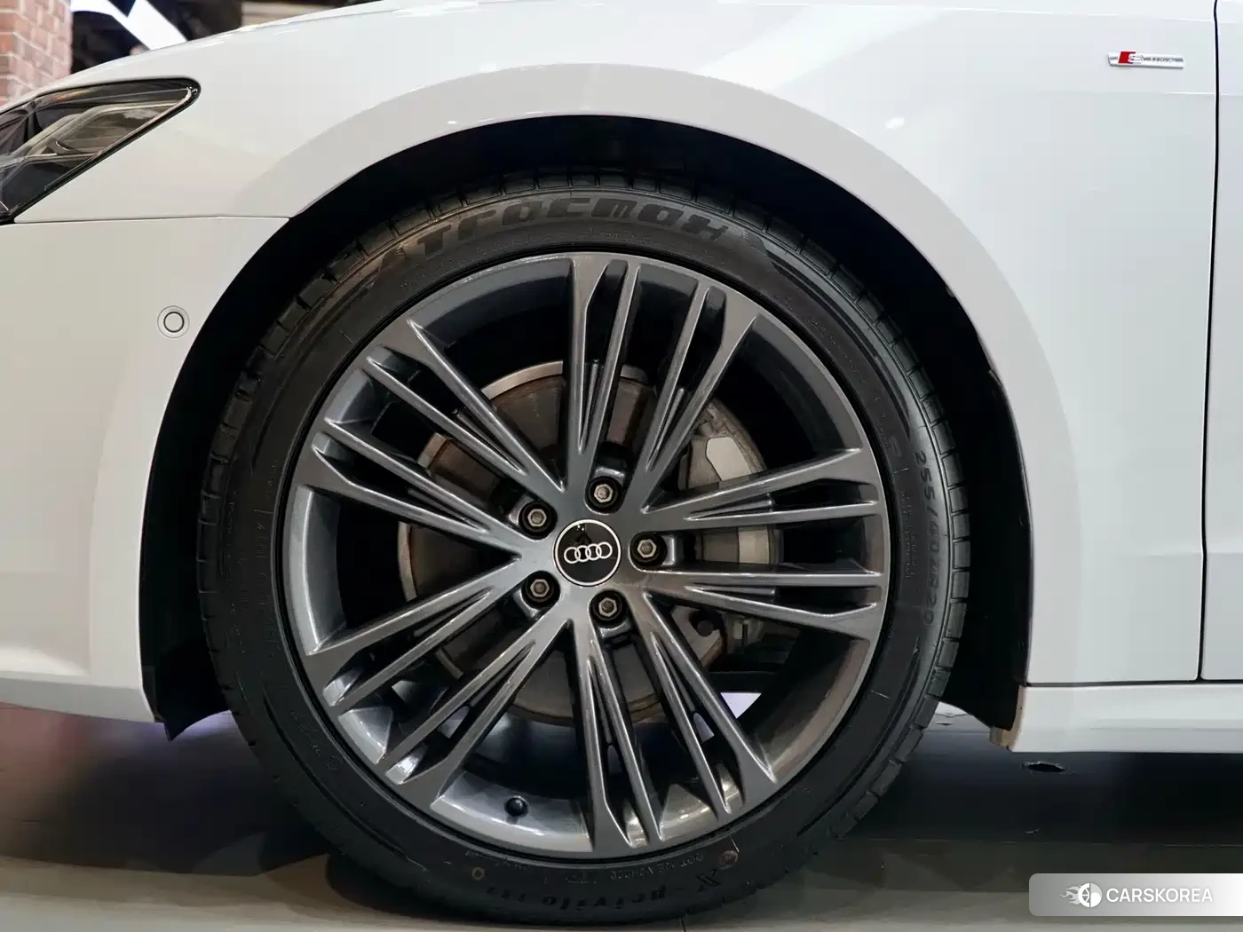 Audi A7 id 4654647 из Китая 25