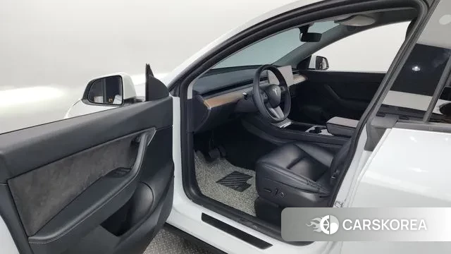 Tesla Model Y id 3022451 из Кореи 20