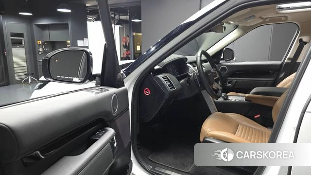Land Rover Discovery 5 id 4692863 из Кореи 38