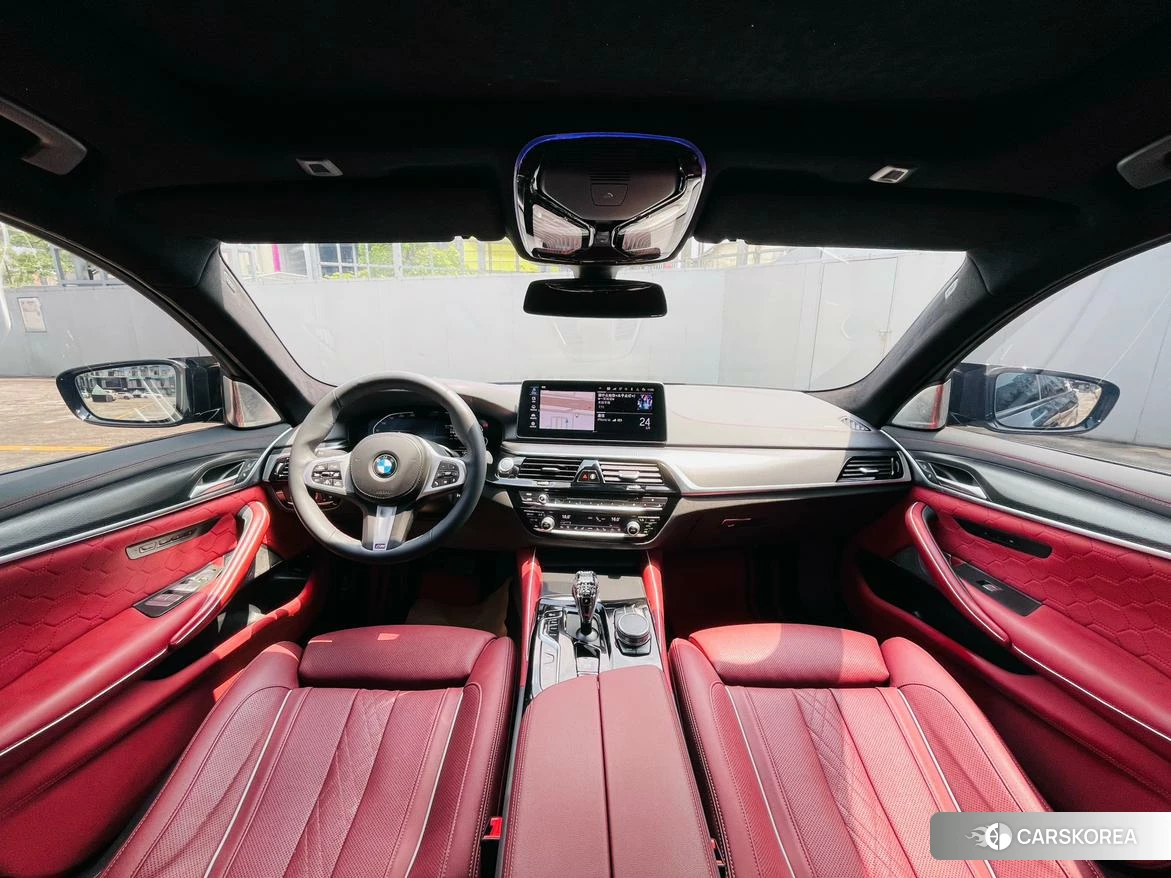 BMW 5 series PHEV id 4504985 из Китая 34