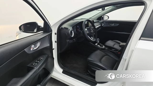 Kia The New K3 2nd generation id 4618554 из Кореи 32