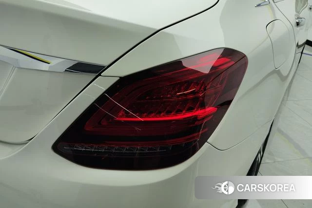 Mercedes-Benz Class C id 4212487 из Китая 16