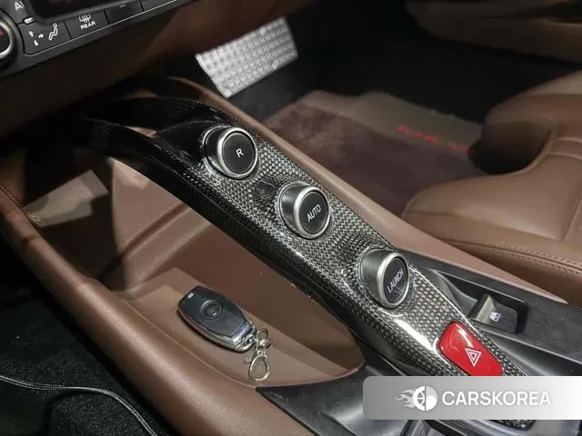 Ferrari 812 GTS id 2964872 из Кореи 17