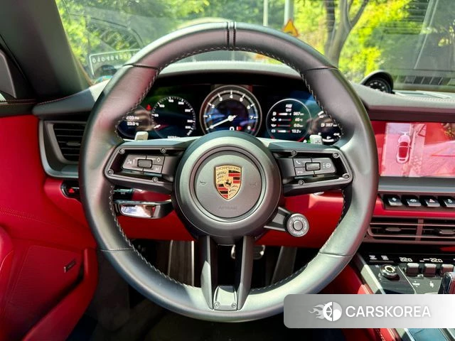 Porsche 911(992) id 4513152 из Кореи 19