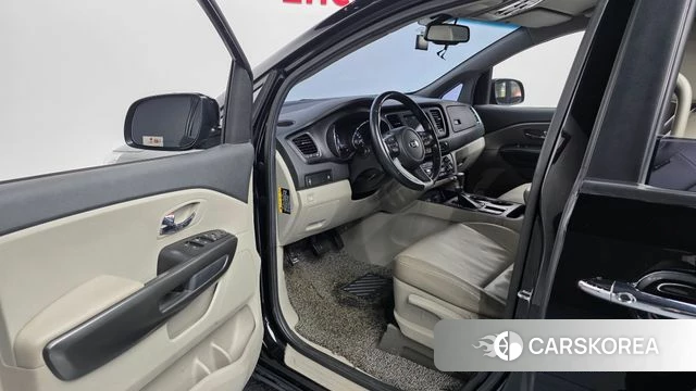 Kia The New Carnival id 4502342 из Кореи 20