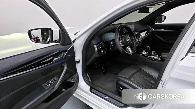 BMW 5 Series (G30) id 4180259 из Кореи 20