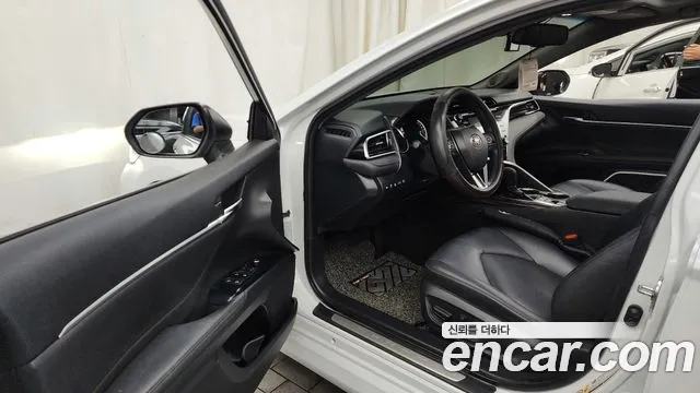 Toyota Camry (XV70) id 2840313 из Кореи 20