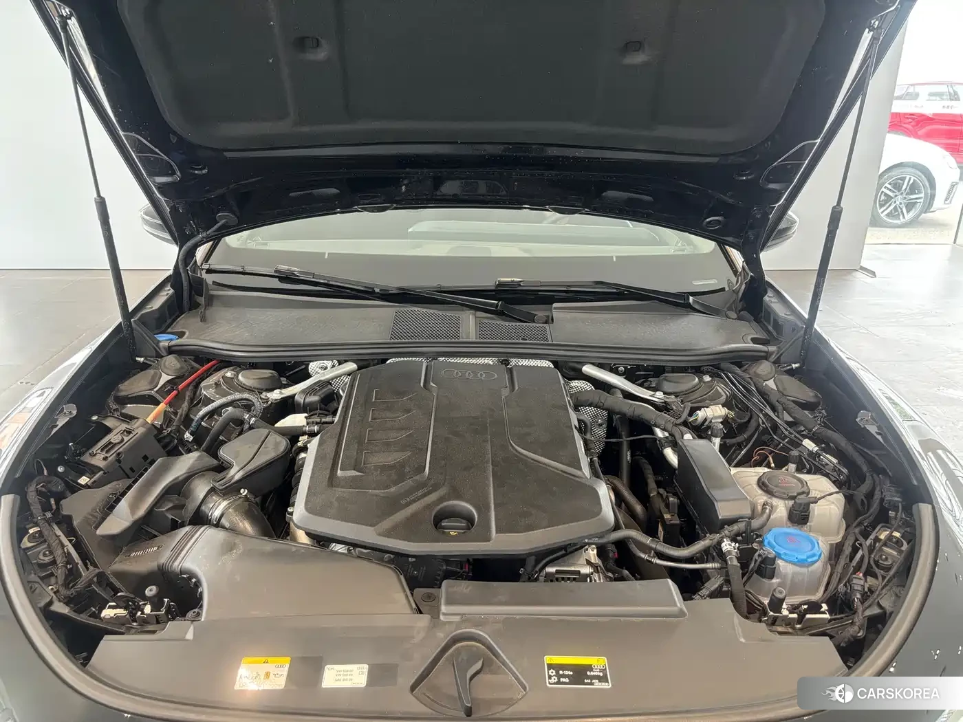 Audi A6L id 4680737 из Китая 15