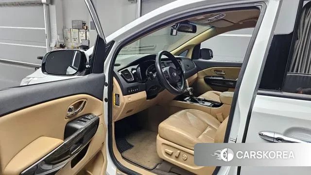 Kia The New Carnival id 3356763 из Кореи 20