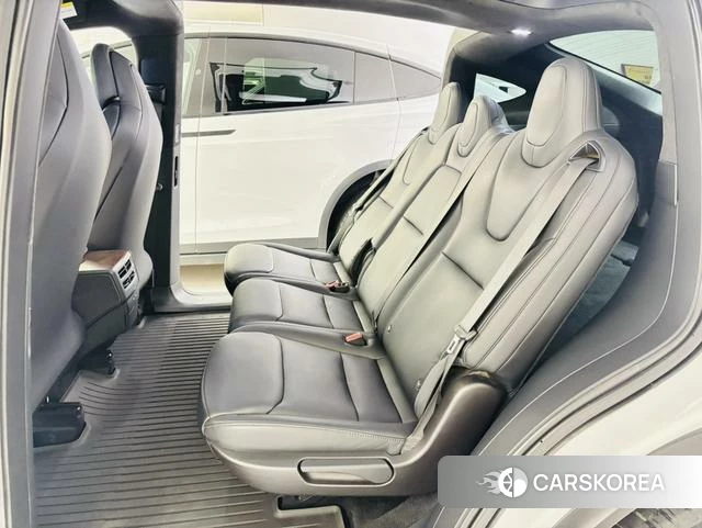 Tesla Model X id 4213001 из Китая 21