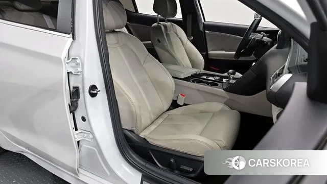 Genesis The New G70 id 3691254 из Кореи 20