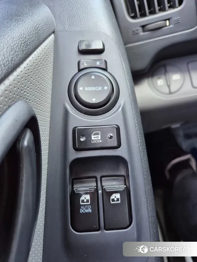 Hyundai The New Grand Starex id 3029528 из Кореи 17