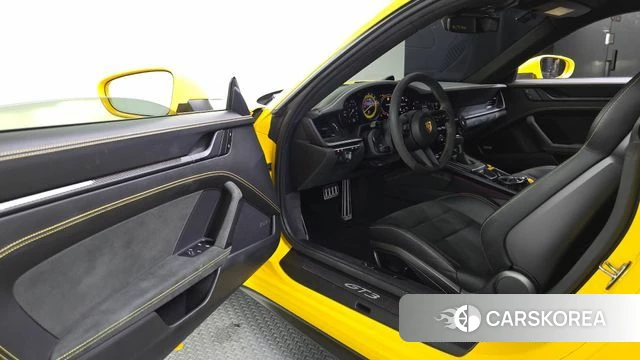 Porsche 911(992) id 4670981 из Кореи 20