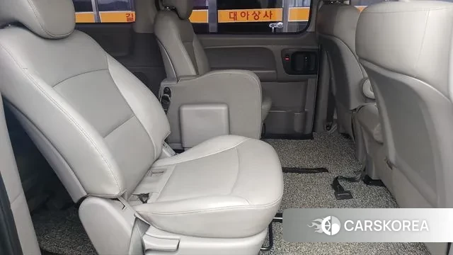 Hyundai The New Grand Starex id 3677604 из Кореи 18