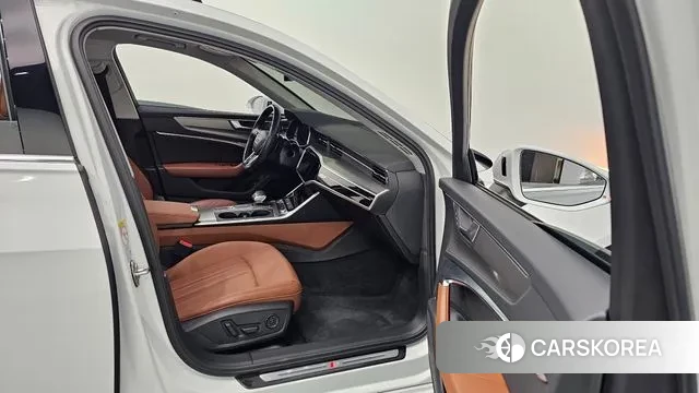 Audi A6 (C8) id 3390953 из Кореи 20