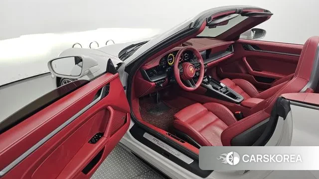 Porsche 911(992) id 2980599 из Кореи 20