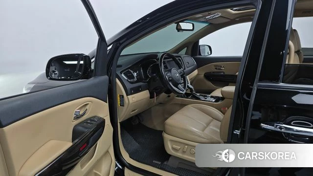 Kia The New Carnival id 4770537 из Кореи 31