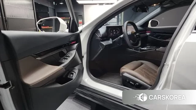 BMW 5 Series (G60) id 3462464 из Кореи 20