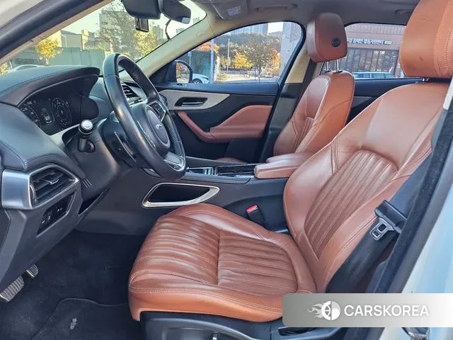 Jaguar F-PACE id 3362812 из Кореи 19